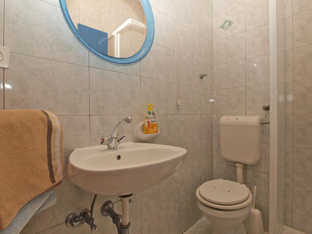 Vida 1682 Apartment