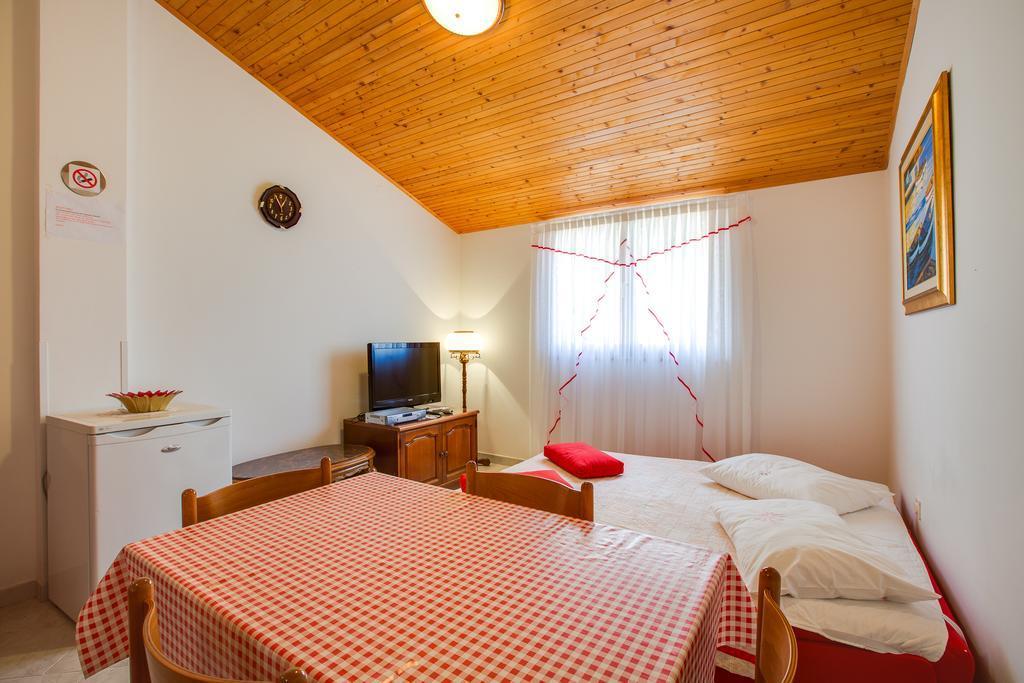 Vida 1682 Apartment *
